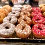 SHICT - テイクアウトで頂けるドーナツが人気です!!