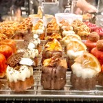 SHICT - カヌレも人気商品☆