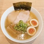 貝出汁ラーめんクラム - 貝出汁塩ラーめん+味玉