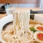 貝出汁ラーめんクラム - 貝出汁塩ラーめん+味玉