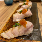 銀寿司 - マグロ