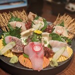 たらふく　うなり - 盛り合わせ　テンション上がる盛り付け