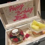 西麻布 焼肉 X - バースデーサプライズ（名前ぼかしてます）