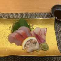 京橋 寿司 ひさ田 - 旬の鮮魚盛り♪地きんめ（伊豆下田）・真鯛（愛媛）・北真つぶ（北海道）