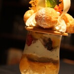 パティスリィ ドゥ・ボン・クーフゥ - パイナップルとチーズのパルフェ