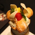 パティスリィ ドゥ・ボン・クーフゥ - パイナップルとチーズのパルフェ