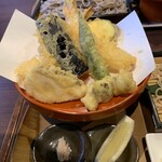 旬の天ぷらと季節料理 吉福 - 