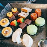 DINING & BAR TABLE 9 TOKYO - 