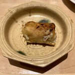 やきとり勝春 - 春巻き（鶏とキノコのソース）