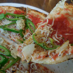 イゾラ スメラルダ - ペペローニ；生地は薄め