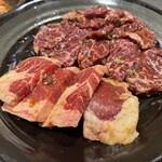 炭火焼肉　彩 - 