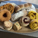 天然こうぼぱん とことこ - 個性的なパン達のオンパレード屋根ヽ(´▽｀)/