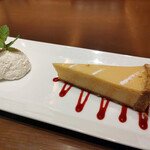 ベンジャミングリル京都 - ランチ　キーライムパイ