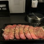 炭火焼肉じゃけぇ - 