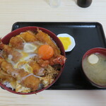 みんなの食堂お父ちゃん - エビとじ丼　900円