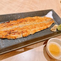 うなぎ四代目菊川 東京駅黒塀横丁店 - 