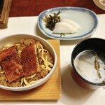 梅の花 - 湯葉吸物・鰻セイロ・香の物