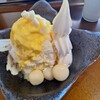 甘味処 あかね - オリジナルかき氷とうもろこし(白玉、ソフトクリームトッピング)