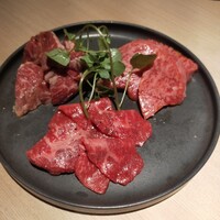 炭火和牛焼肉もうもう亭 広小路店 - 