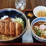 新亀本店 - ロースソースランチ