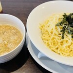紅ズワイガニらぁ麺 まるはち屋 - 