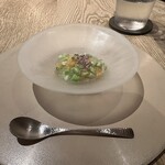 Itsuki - 生雲丹（北海道、礼文島）　茶豆（秋田）　昆布ジュレ　花穂紫蘇