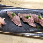 松喜うし - 飛騨牛にぎり