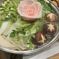 あぐー豚しゃぶしゃぶ専門店 とり央 別邸 - 鍋