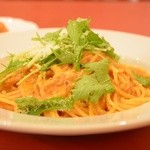 アルポルト - ボロネーゼのクリームソーススパゲティ 1260円。