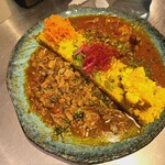 スパイシーカリーハウス 銀座半月 - 