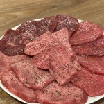 東陽町 大衆焼肉 暴飲暴食 - 