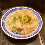 中国ラーメン揚州商人 - 料理：皿肉ワンタン