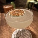 バー トレンチ - 