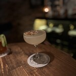 バー トレンチ - 