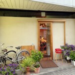 手打ちそば 舞鶴 - 店舗外観