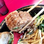 とらきち家 光 - 2cmはあるかな。重くて箸を持つ手がぷるぷると震えました(>ω<)