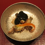 照寿司 - 1kg35000円の鮑に肝ソース、まじゃこのフライ