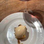 コキンヌ - 最高のコースの締めくくり。最後は美味しいこだわりのお紅茶を。