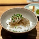 日本料理FUJI - ■生しらす
      ごはんには、少しだけ鮨酢を垂らして。
      用宗の生しらす、あらためて美味しい！