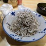 すずや - 辛味大根じゃこおろし！