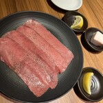 中目黒焼肉 登牛門 - 