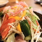 権兵衛 - サラダも多過ぎず、いいアテに。