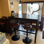 麺処 まがり鶏 - 内観２０２４年８月