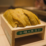 鮨 さいとう - もりもりと紫ウニ。