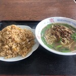 鴻福家 - 料理写真:台湾炒飯+台湾ラーメンセット¥760