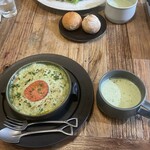 VEGE-PLANT CAFE BAR LEBRO - 