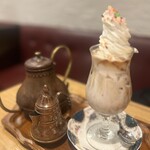 珈琲館 紅鹿舎 - 