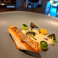 Quatre-vingt-douze - 【魚料理】
                「本日の鮮魚　レモングラスのナージュ」　