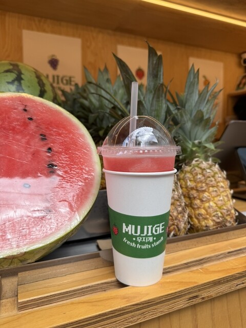 MUJIGE （ムジゲ） - 新大久保/ジューススタンド | 食べログ