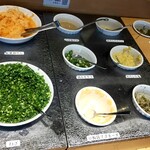 しゃぶ葉 - 薬味もたくさんあります！